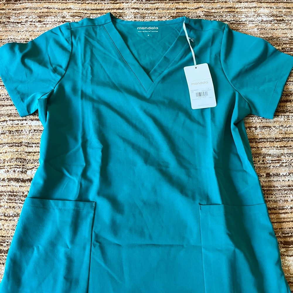 Green Mandala Scrub Top S